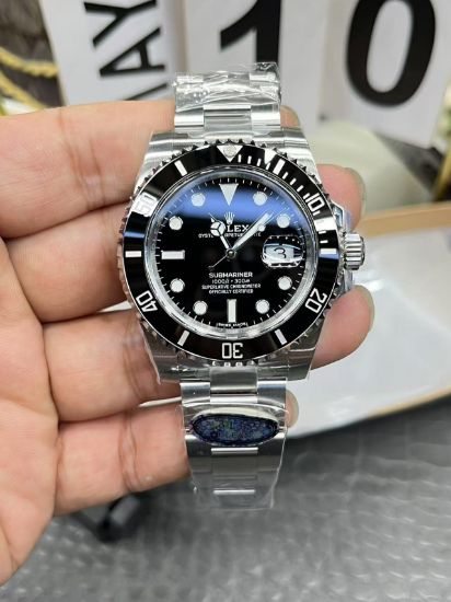 Picture of submariner